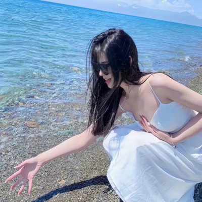 醉卧美人膝,醒掌天下权